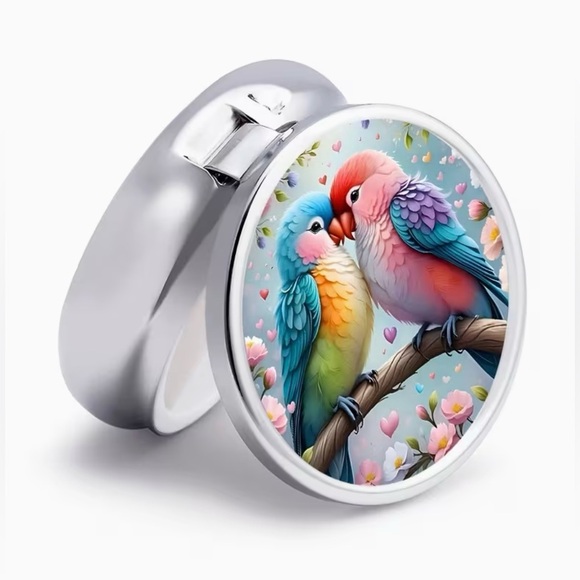 Love Bird Parrot Bird Round Pill Organizer 3-Compartment Compact Pill Case - Picture 9 of 11